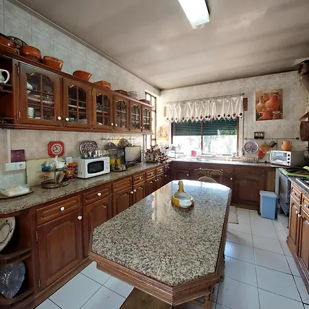 Bairral House * Ferreiros de Avoes