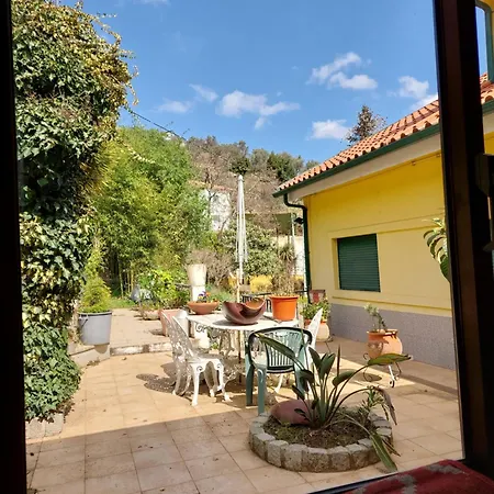 Bairral House Casa de Férias