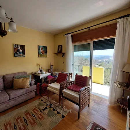 Bairral House Ferreiros de Avoes