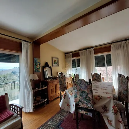 Bairral House Ferreiros de Avoes