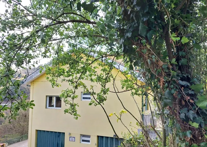 Bairral House 펜션 Ferreiros de Avoes